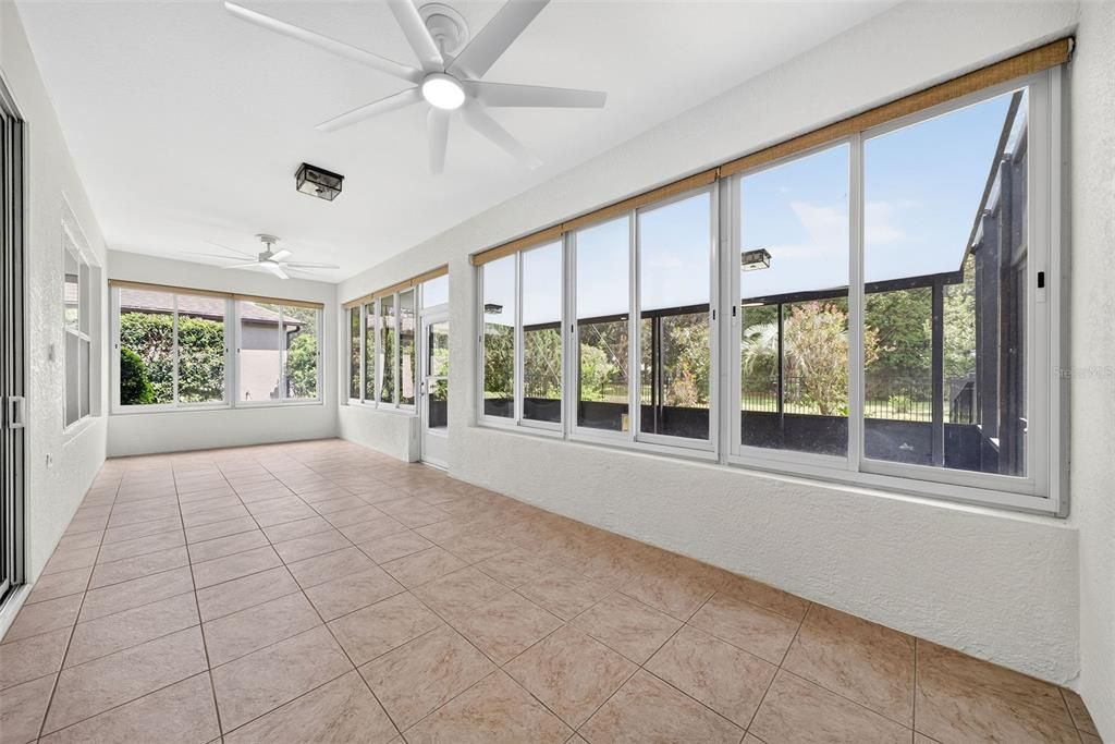 For Sale: $275,000 (3 beds, 2 baths, 1596 Square Feet)