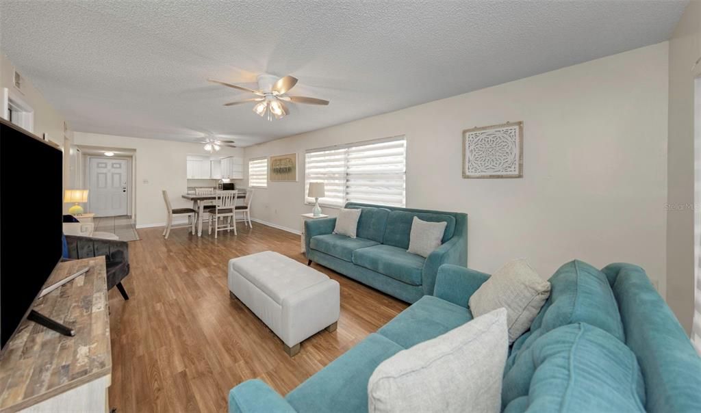 For Rent: $2,250 (2 beds, 2 baths, 1030 Square Feet)