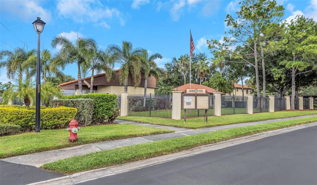 For Rent: $2,250 (2 beds, 2 baths, 1030 Square Feet)