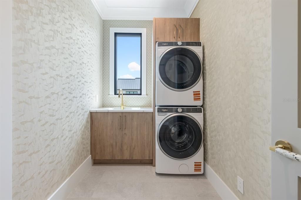 На продажу: $6,195,000 (5 спален, 5 ванн, 5096 Квадратных фут)