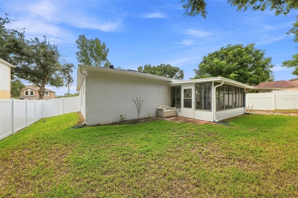 For Sale: $400,000 (3 beds, 2 baths, 1632 Square Feet)