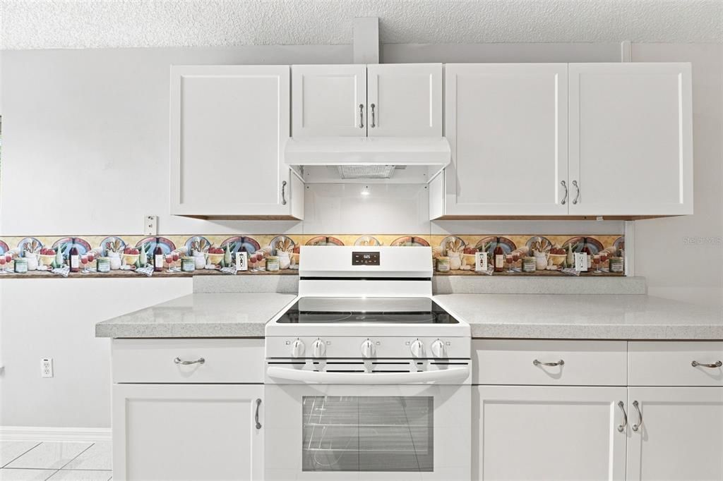 For Sale: $400,000 (3 beds, 2 baths, 1632 Square Feet)