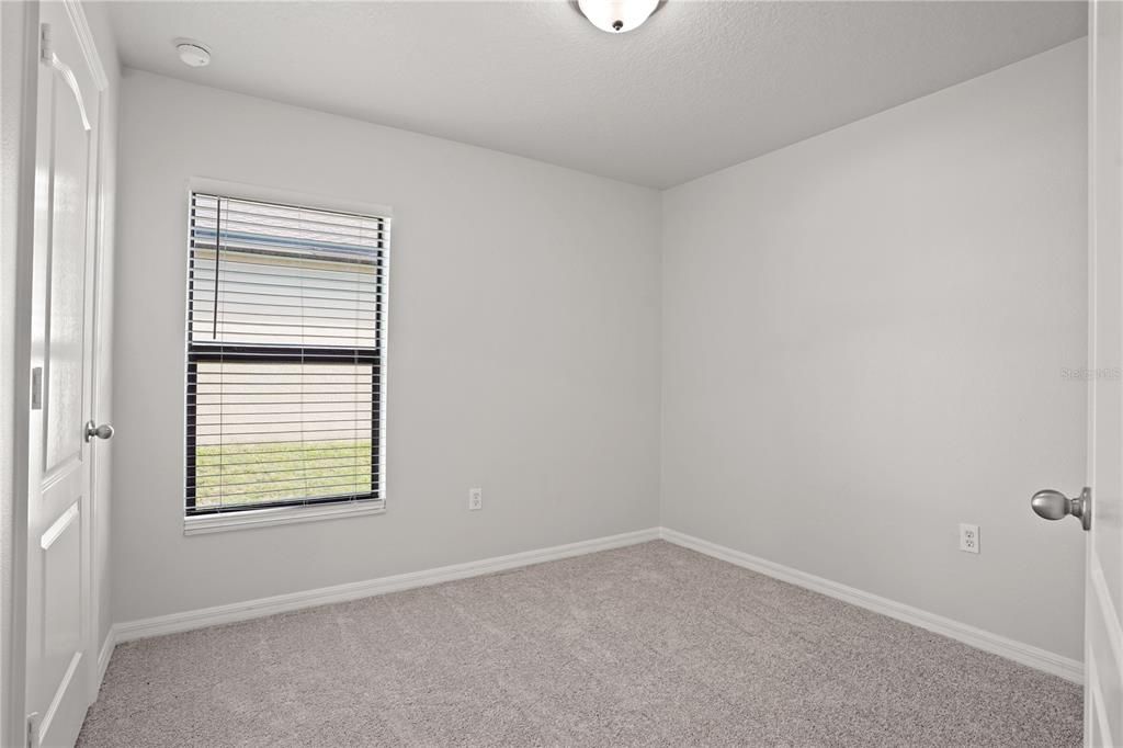 En Venta: $329,900 (4 camas, 2 baños, 1842 Pies cuadrados)