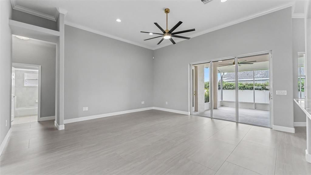 For Sale: $399,999 (3 beds, 3 baths, 2149 Square Feet)
