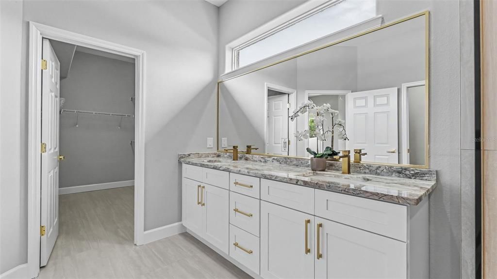 For Sale: $399,999 (3 beds, 3 baths, 2149 Square Feet)