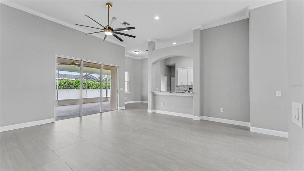 For Sale: $399,999 (3 beds, 3 baths, 2149 Square Feet)