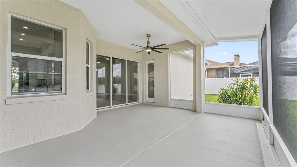 For Sale: $399,999 (3 beds, 3 baths, 2149 Square Feet)