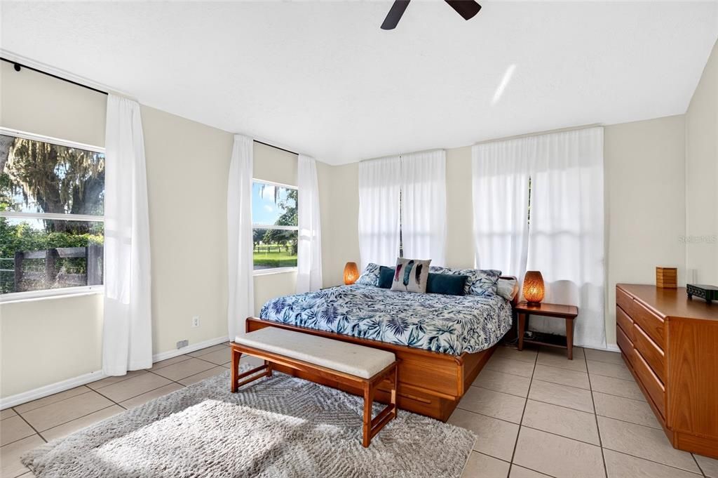 For Sale: $1,649,000 (4 beds, 3 baths, 3000 Square Feet)