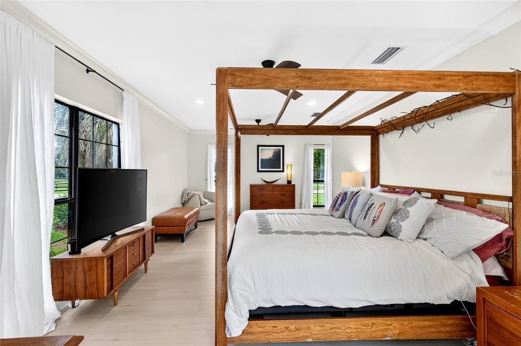 For Sale: $1,649,000 (4 beds, 3 baths, 3000 Square Feet)