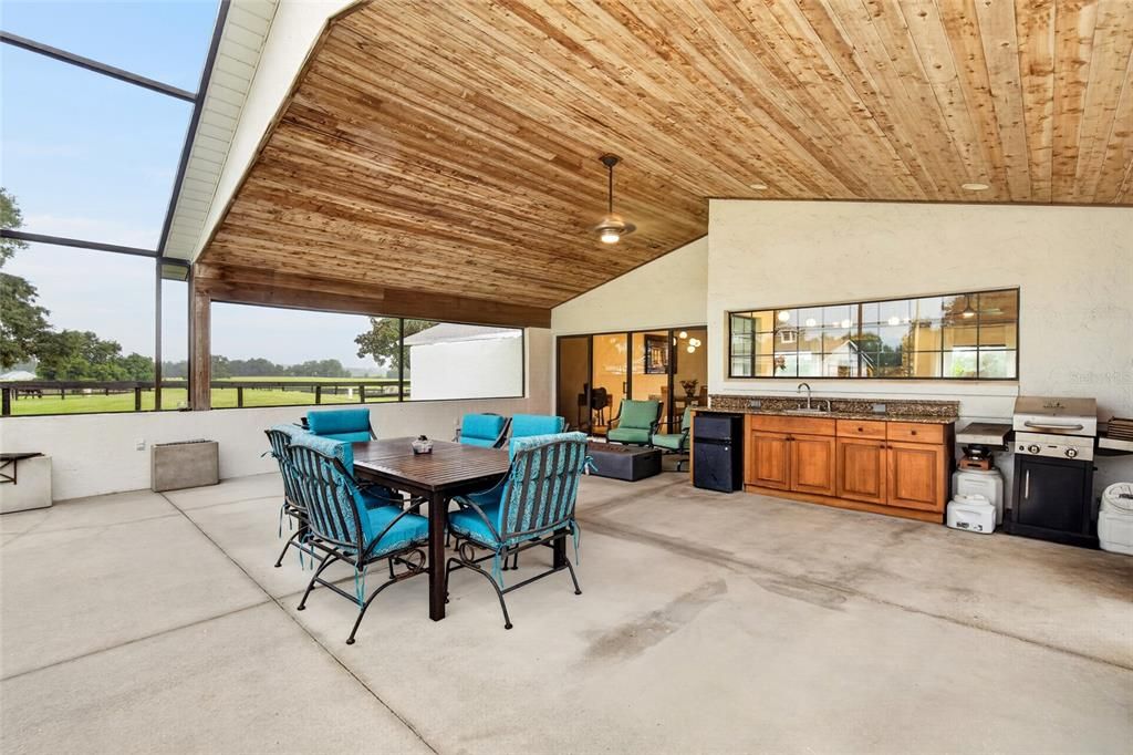 For Sale: $1,649,000 (4 beds, 3 baths, 3000 Square Feet)
