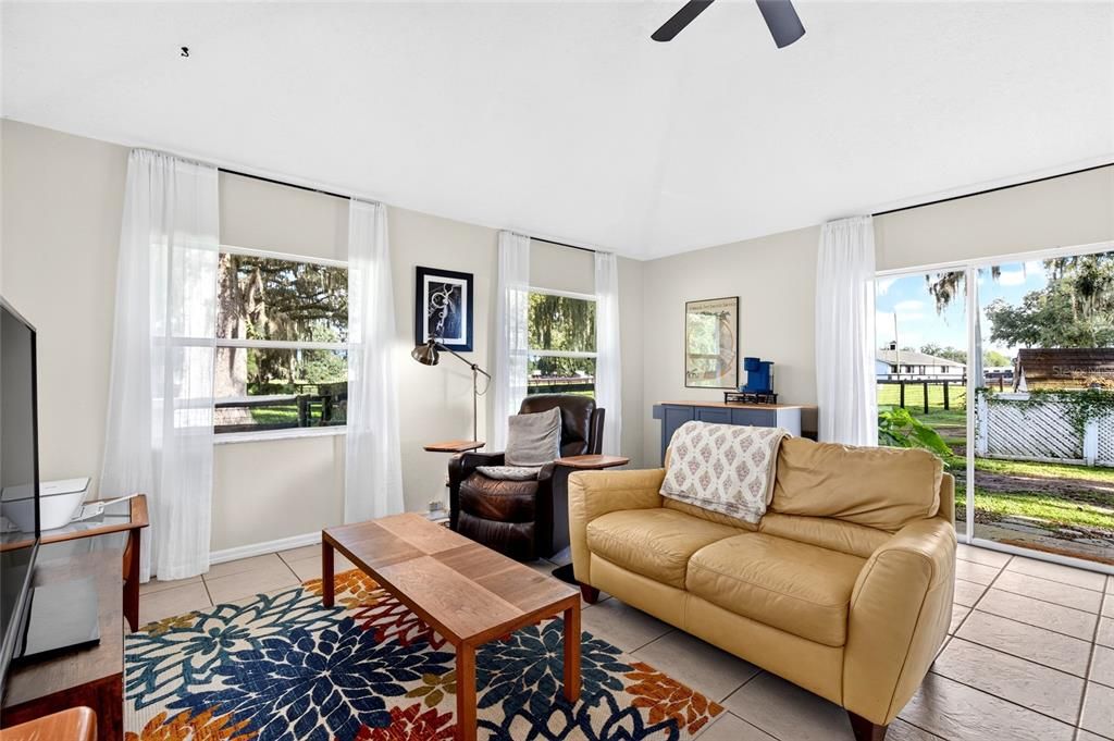 For Sale: $1,649,000 (4 beds, 3 baths, 3000 Square Feet)