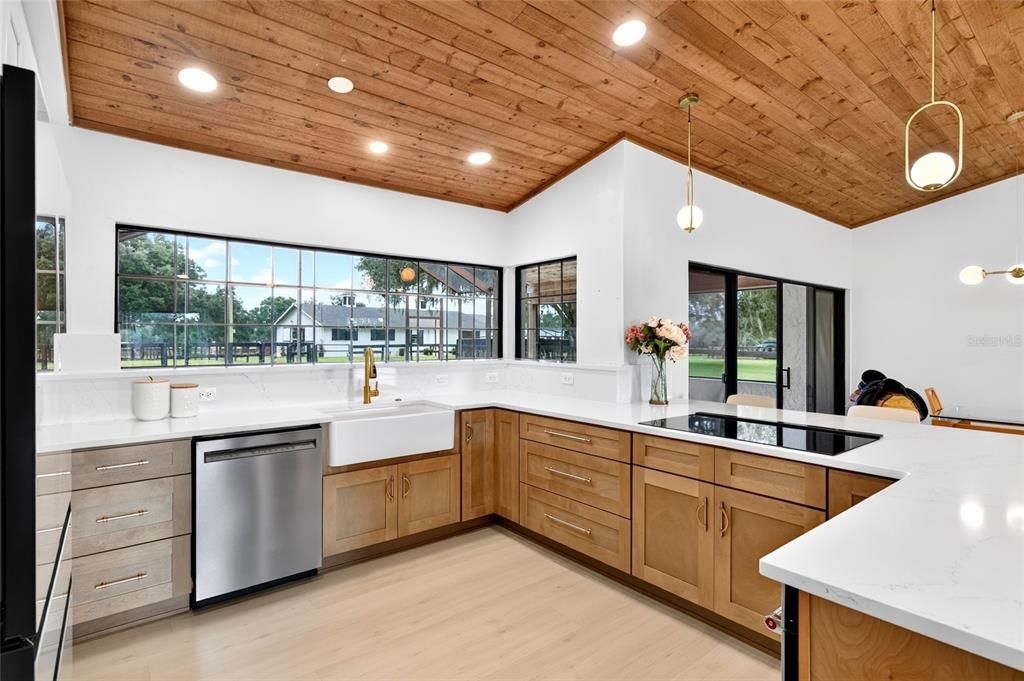 For Sale: $1,649,000 (4 beds, 3 baths, 3000 Square Feet)