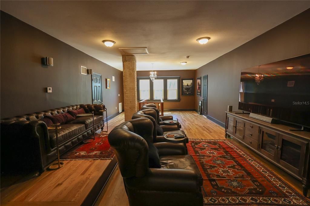 For Sale: $599,000 (3 beds, 2 baths, 3206 Square Feet)
