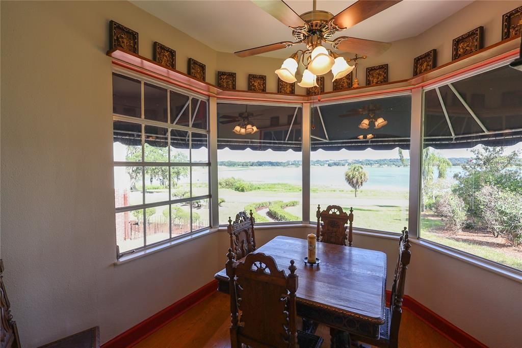 For Sale: $599,000 (3 beds, 2 baths, 3206 Square Feet)