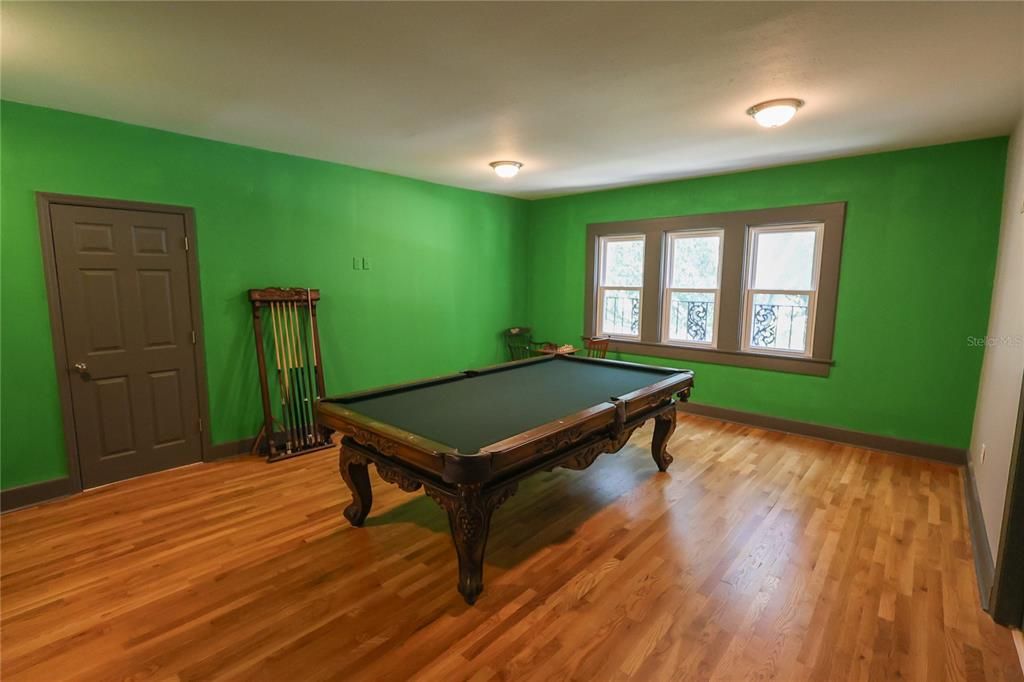 For Sale: $599,000 (3 beds, 2 baths, 3206 Square Feet)