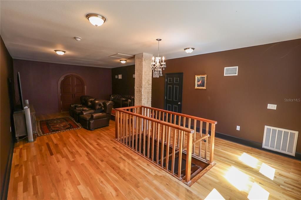 For Sale: $599,000 (3 beds, 2 baths, 3206 Square Feet)