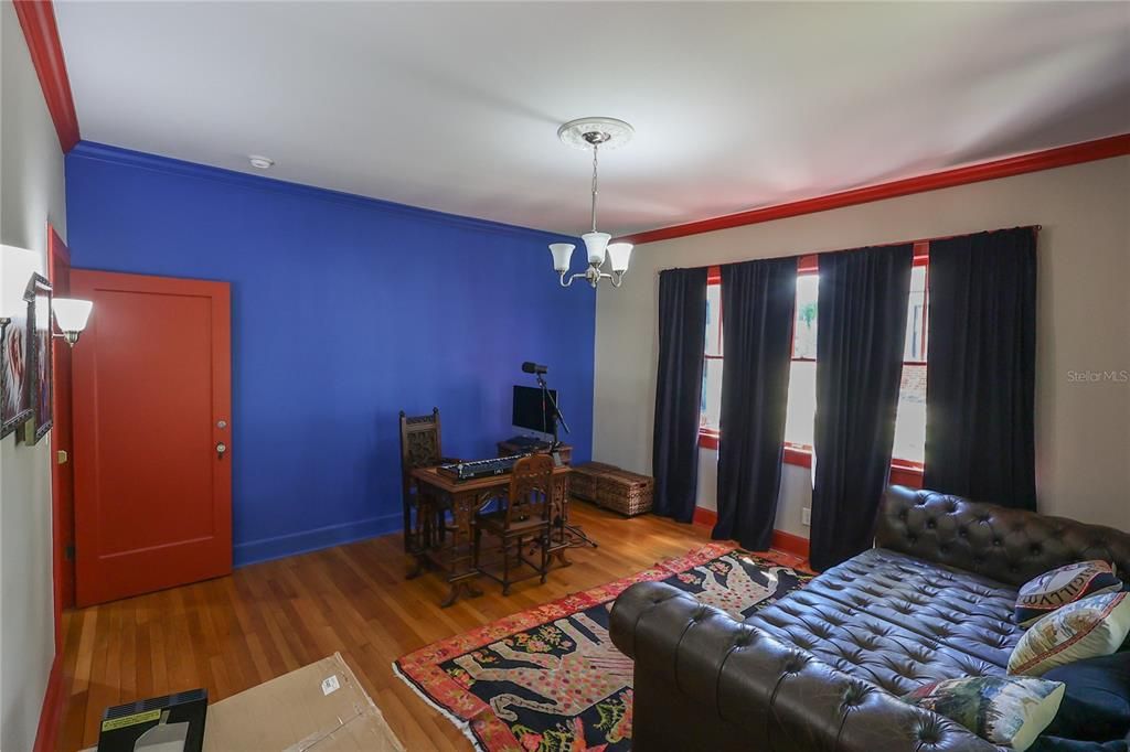 For Sale: $599,000 (3 beds, 2 baths, 3206 Square Feet)