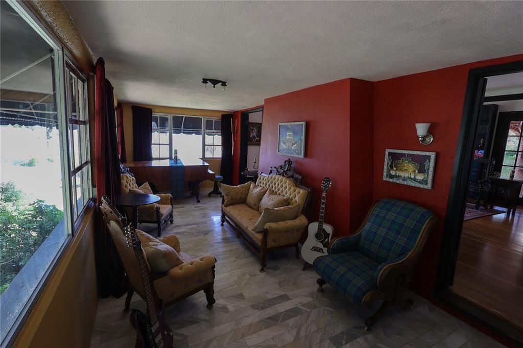 For Sale: $599,000 (3 beds, 2 baths, 3206 Square Feet)