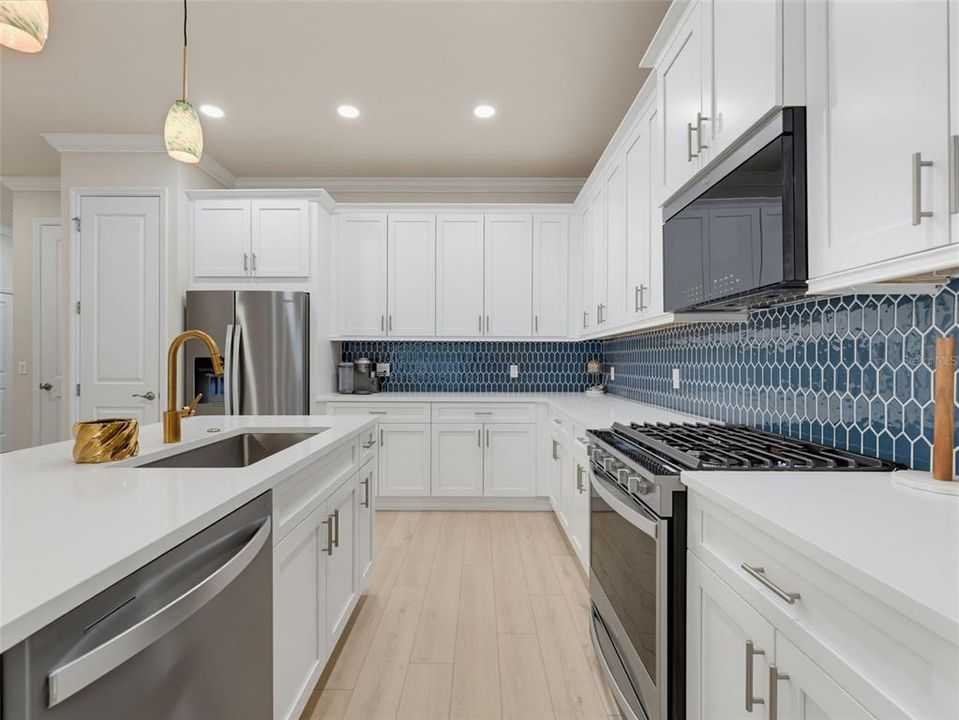 For Sale: $584,900 (4 beds, 3 baths, 2250 Square Feet)