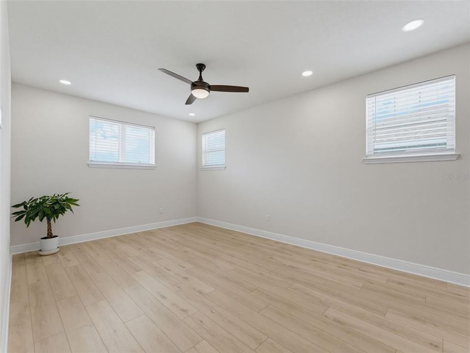 For Sale: $584,900 (4 beds, 3 baths, 2250 Square Feet)