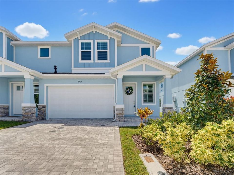 For Sale: $584,900 (4 beds, 3 baths, 2250 Square Feet)