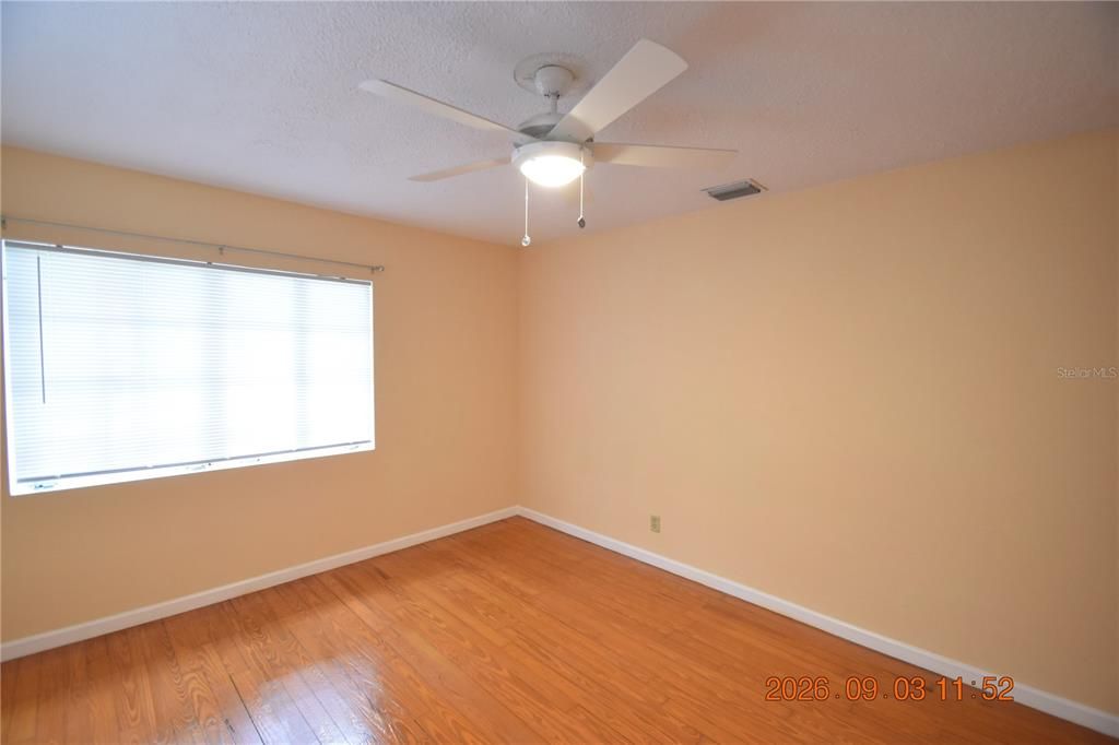For Rent: $2,070 (2 beds, 1 baths, 2336 Square Feet)