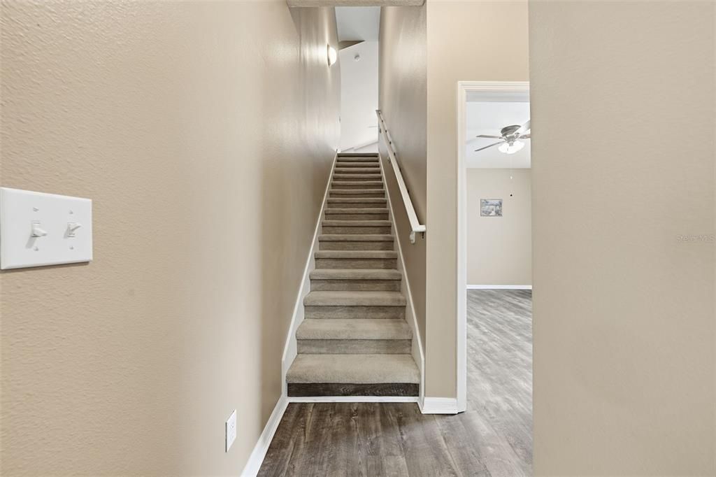 For Sale: $399,900 (5 beds, 3 baths, 2658 Square Feet)