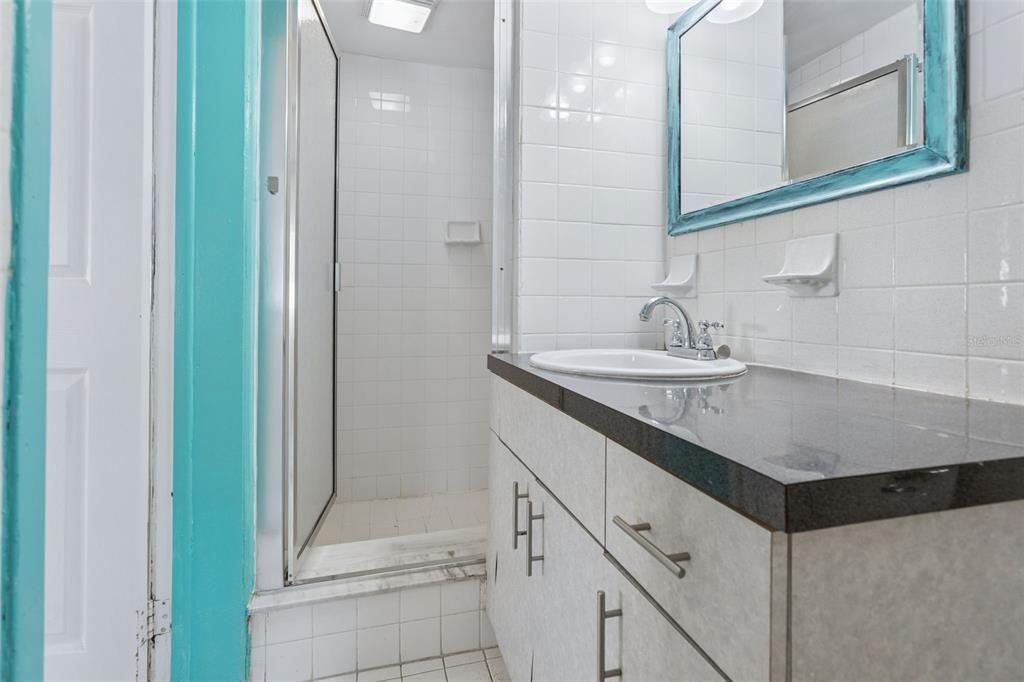 For Rent: $3,700 (4 beds, 3 baths, 1603 Square Feet)