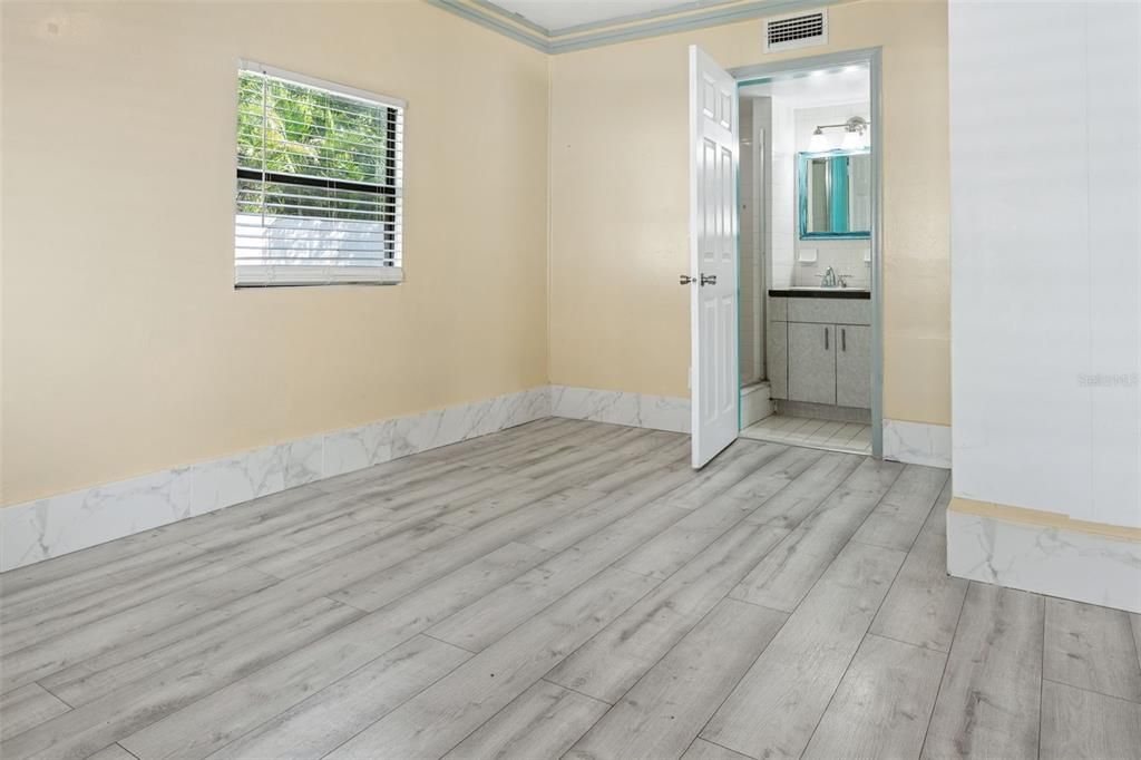 For Rent: $3,700 (4 beds, 3 baths, 1603 Square Feet)