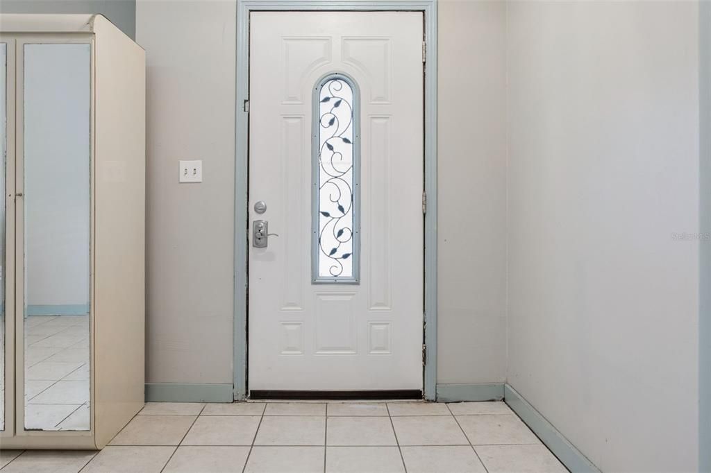 For Rent: $3,700 (4 beds, 3 baths, 1603 Square Feet)
