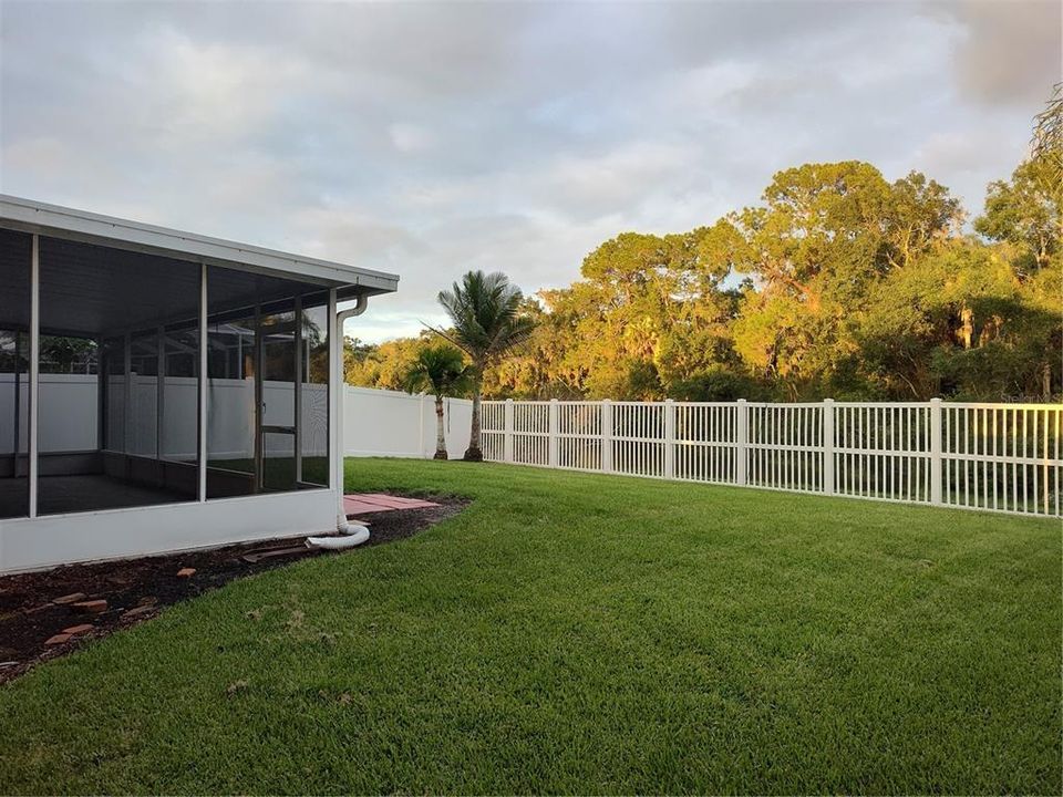 For Rent: $2,825 (3 beds, 2 baths, 2530 Square Feet)