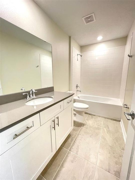 For Rent: $2,795 (4 beds, 2 baths, 1860 Square Feet)