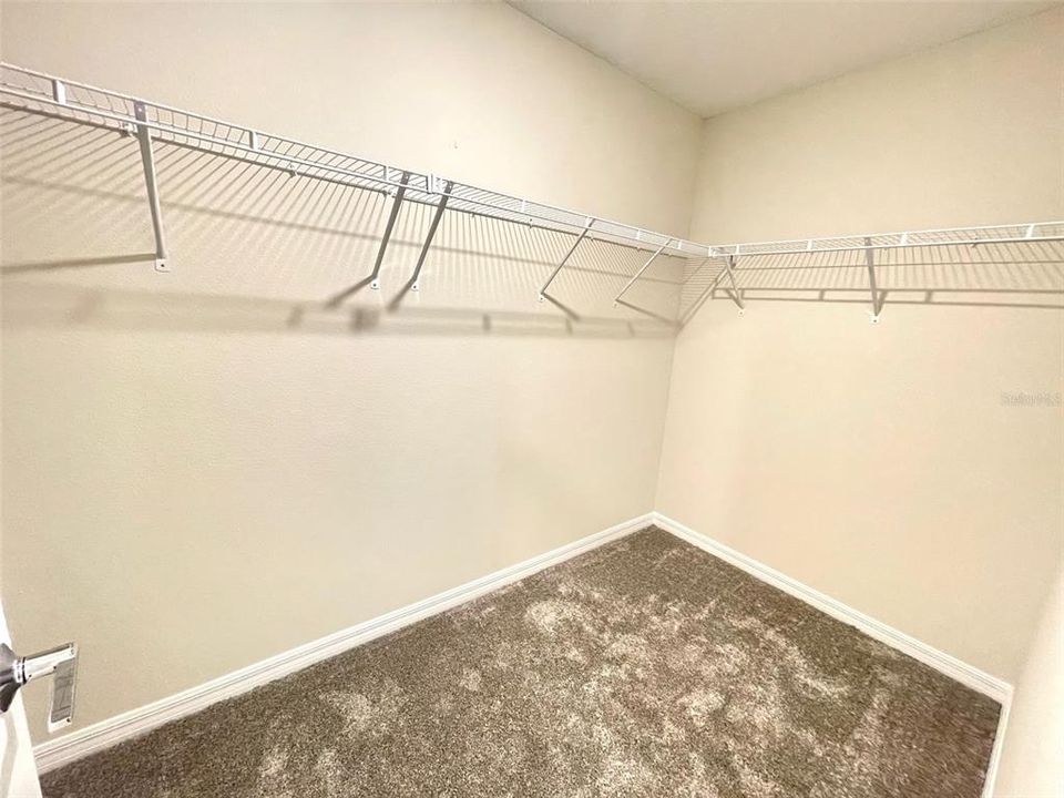 For Rent: $2,795 (4 beds, 2 baths, 1860 Square Feet)