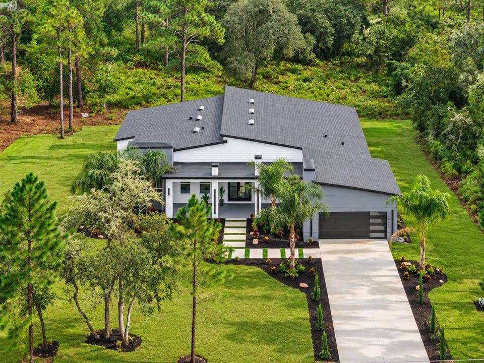 Active With Contract: $638,500 (4 beds, 3 baths, 2689 Square Feet)