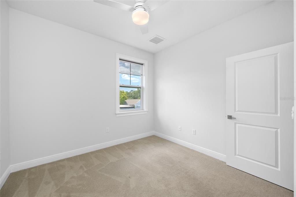 For Rent: $4,800 (4 beds, 3 baths, 2405 Square Feet)