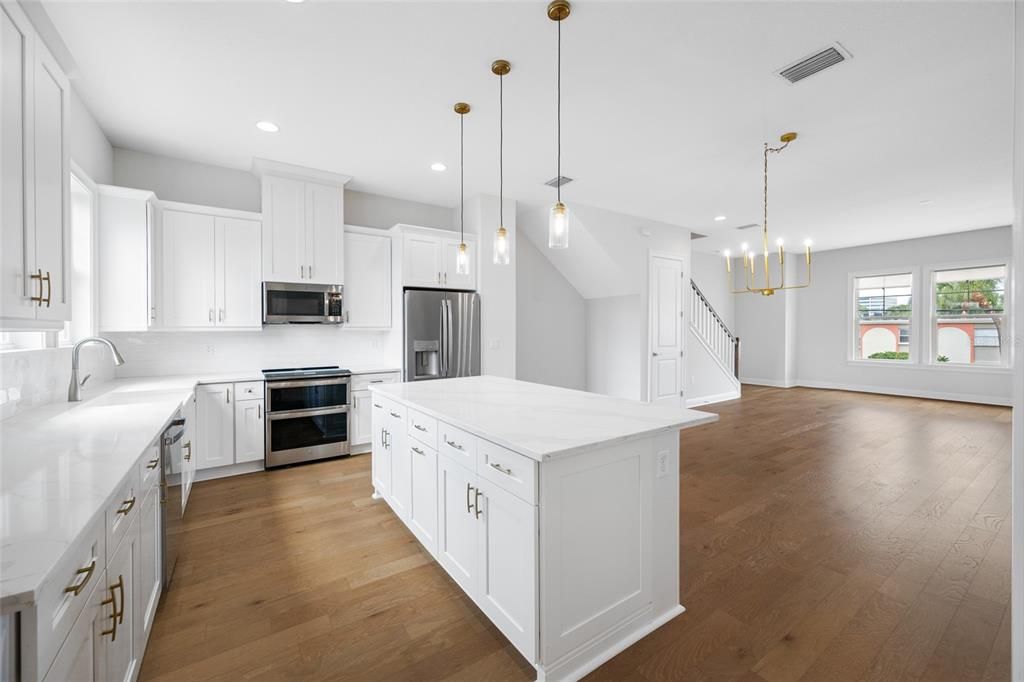 For Rent: $4,800 (4 beds, 3 baths, 2405 Square Feet)