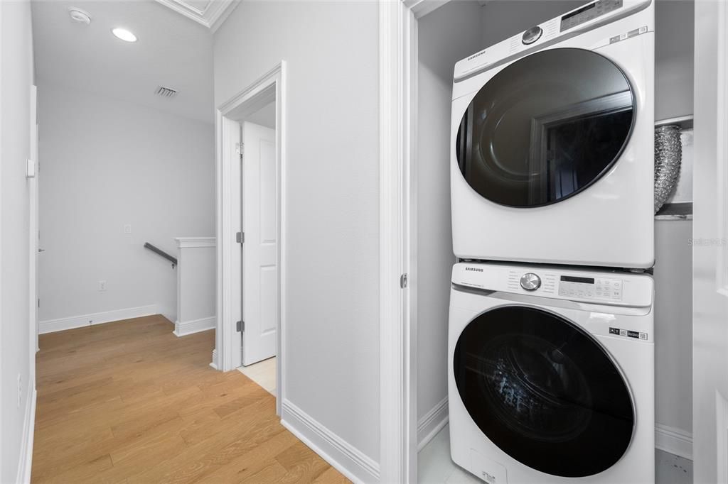 For Rent: $4,800 (4 beds, 3 baths, 2405 Square Feet)
