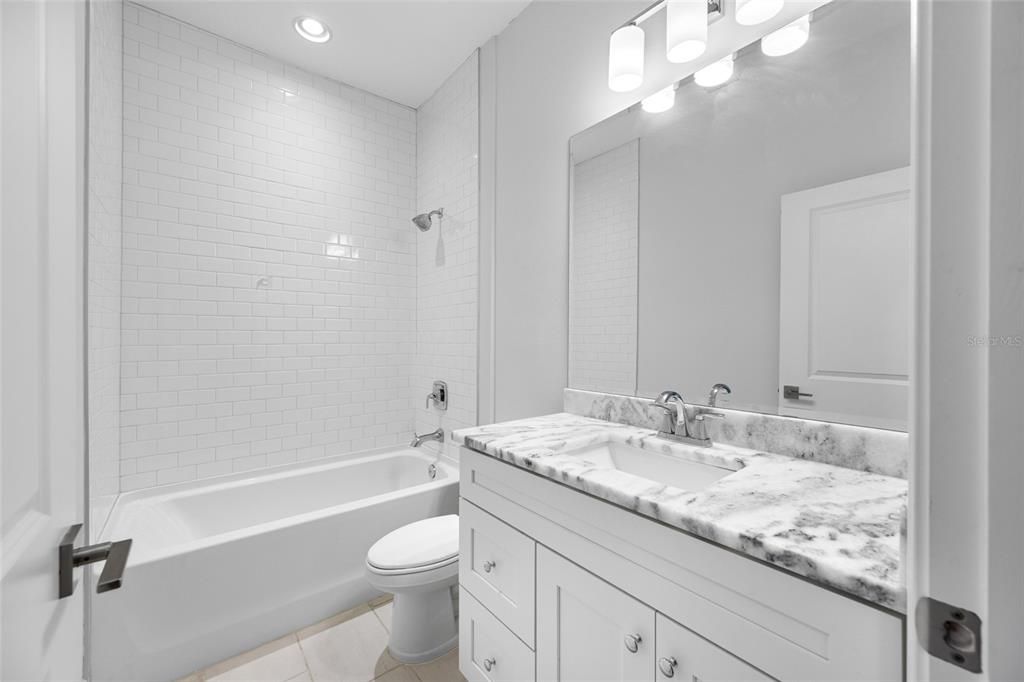 For Rent: $4,800 (4 beds, 3 baths, 2405 Square Feet)