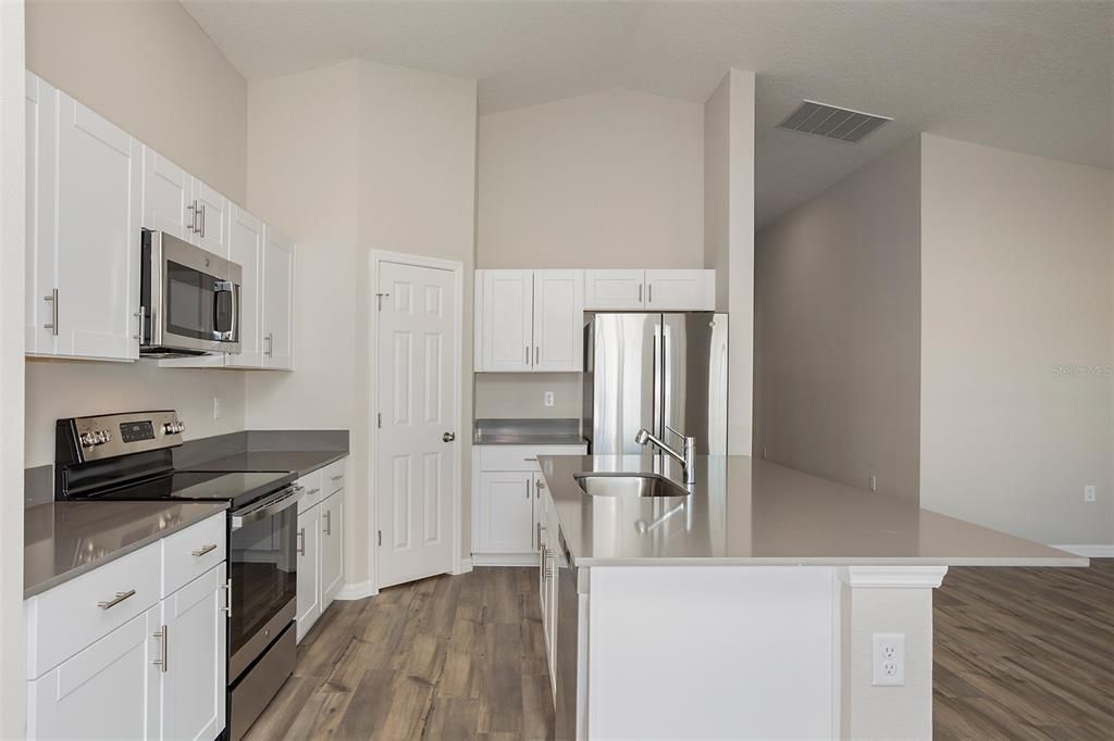For Sale: $404,990 (4 beds, 2 baths, 1850 Square Feet)
