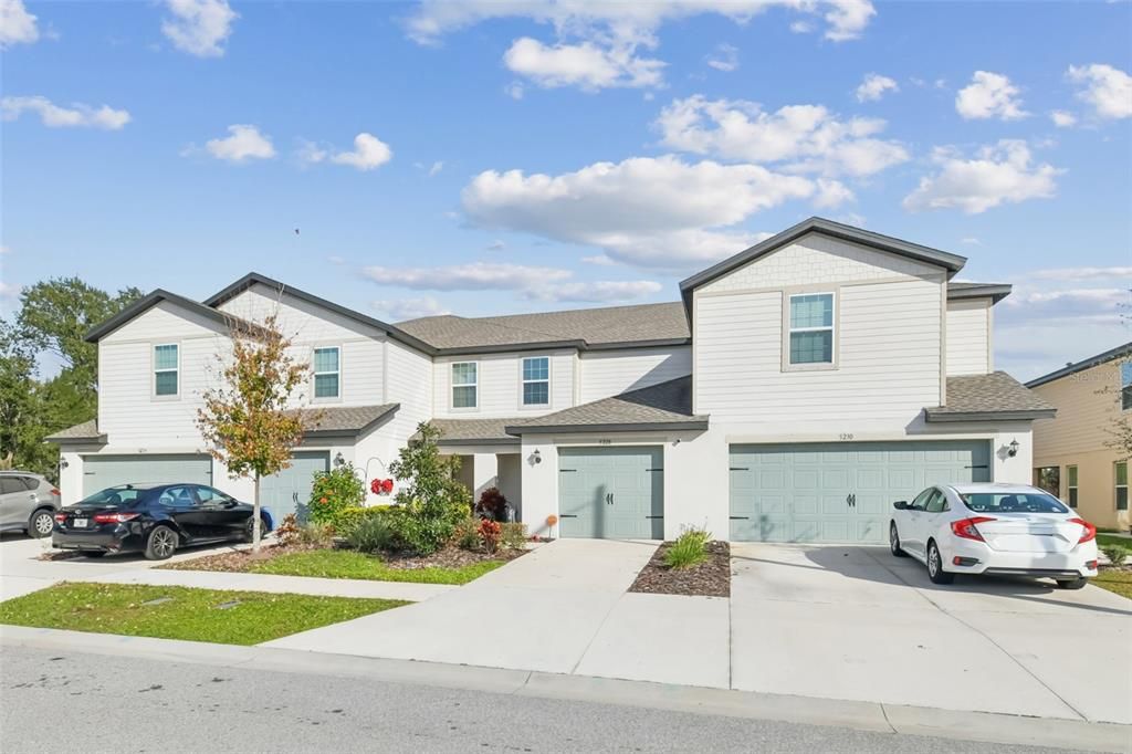 For Rent: $2,200 (2 beds, 2 baths, 1621 Square Feet)