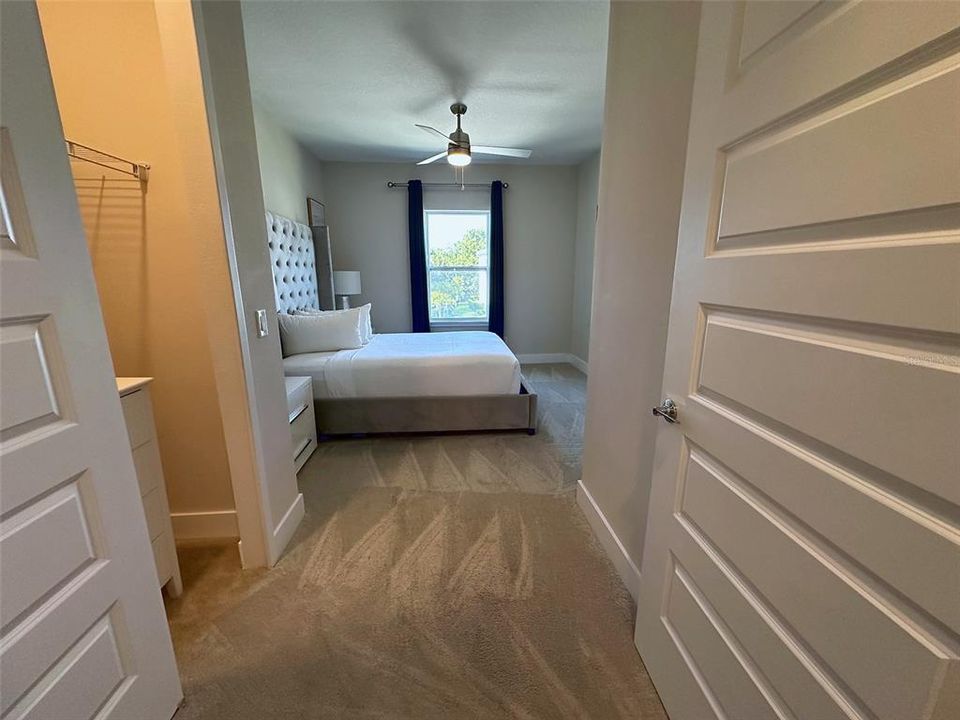 В аренду: $2,750 (3 спален, 2 ванн, 1708 Квадратных фут)