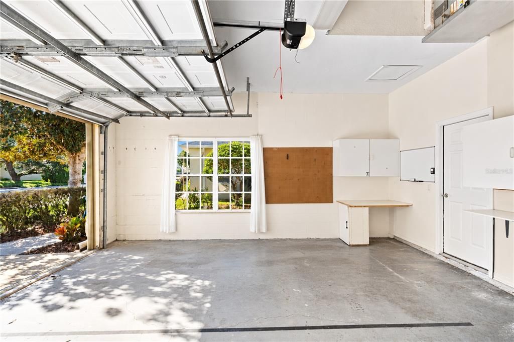 For Sale: $274,000 (3 beds, 2 baths, 1688 Square Feet)