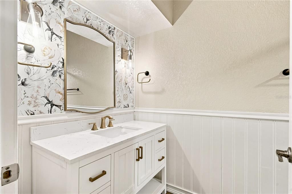 For Sale: $274,000 (3 beds, 2 baths, 1688 Square Feet)