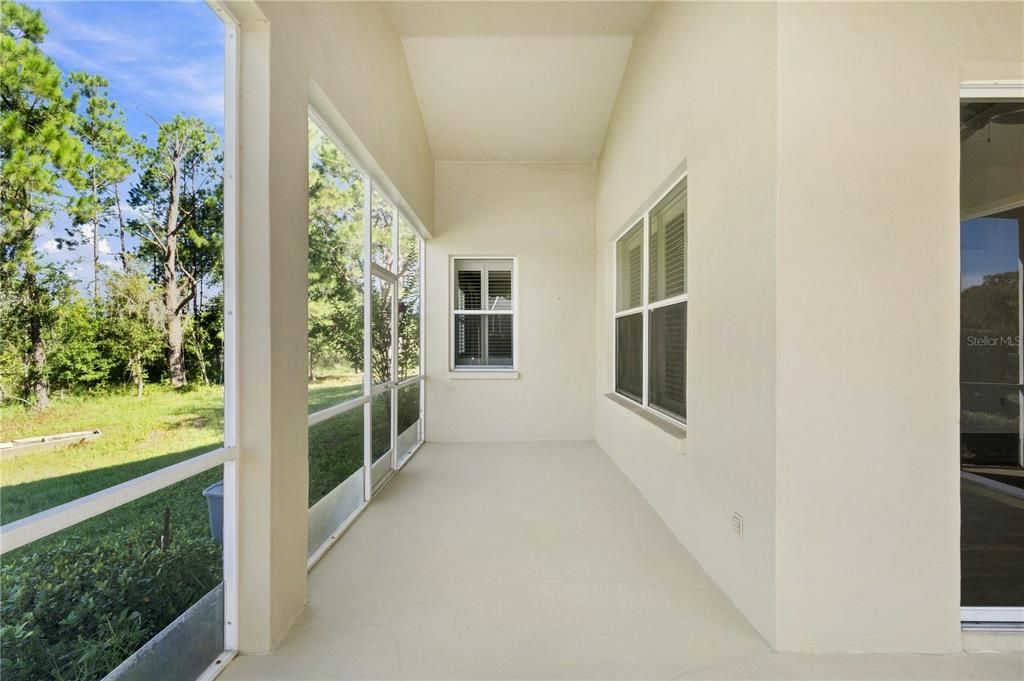 For Sale: $274,000 (3 beds, 2 baths, 1688 Square Feet)