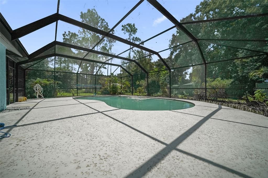 For Sale: $425,000 (3 beds, 2 baths, 1796 Square Feet)