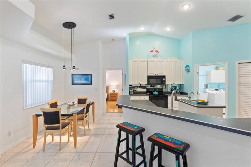 En Venta: $800,000 (4 camas, 2 baños, 2353 Pies cuadrados)