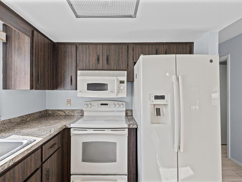 En Venta: $329,900 (3 camas, 2 baños, 1832 Pies cuadrados)