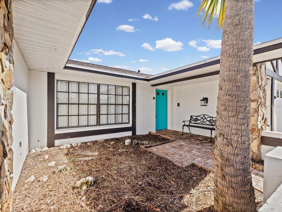 En Venta: $329,900 (3 camas, 2 baños, 1832 Pies cuadrados)
