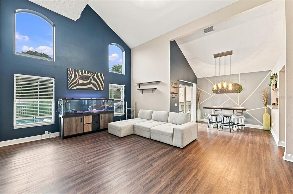 For Sale: $440,000 (3 beds, 2 baths, 1778 Square Feet)