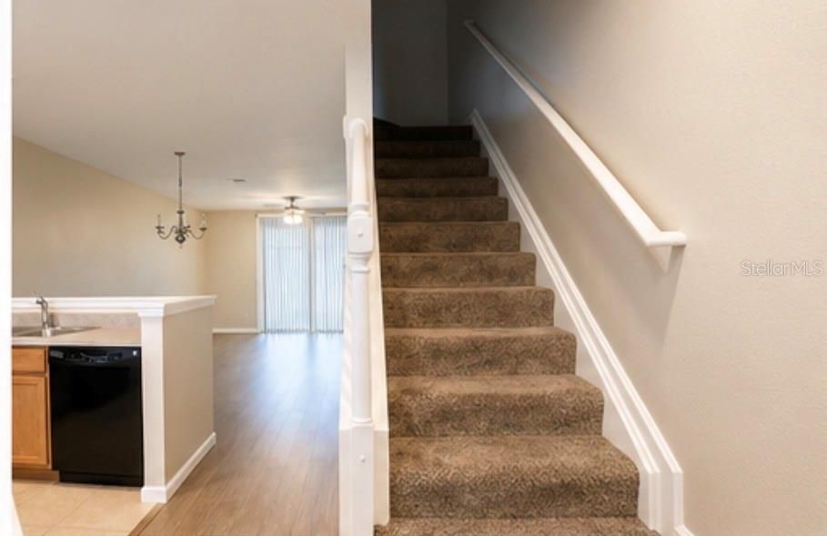 For Sale: $199,500 (2 beds, 2 baths, 1134 Square Feet)